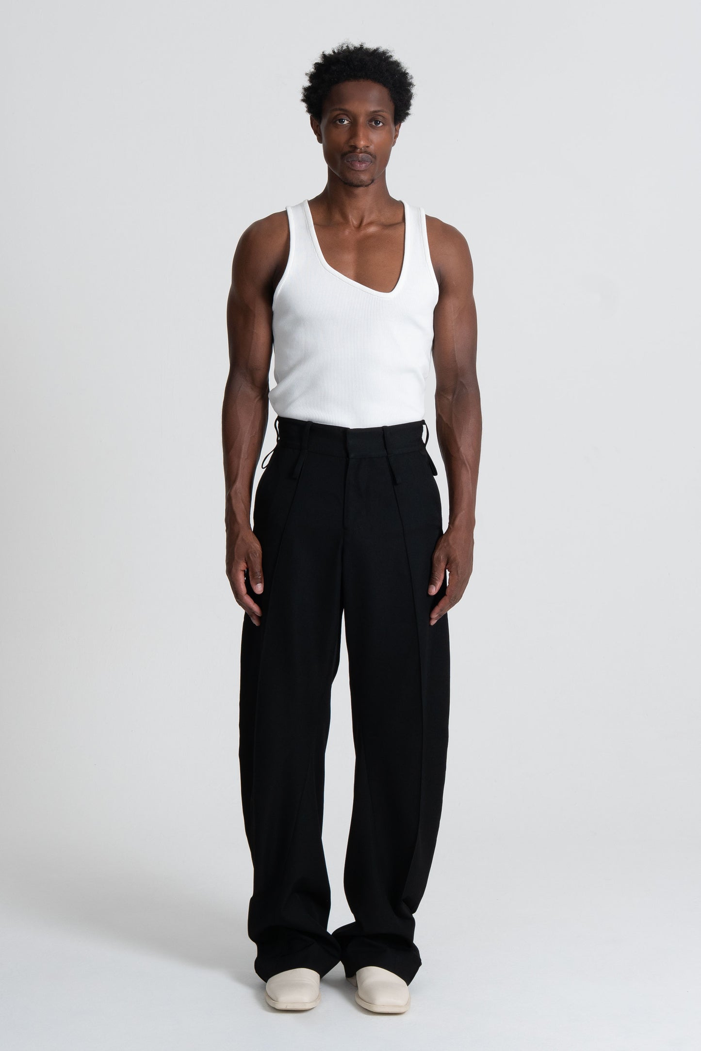 Manner Trouser Black